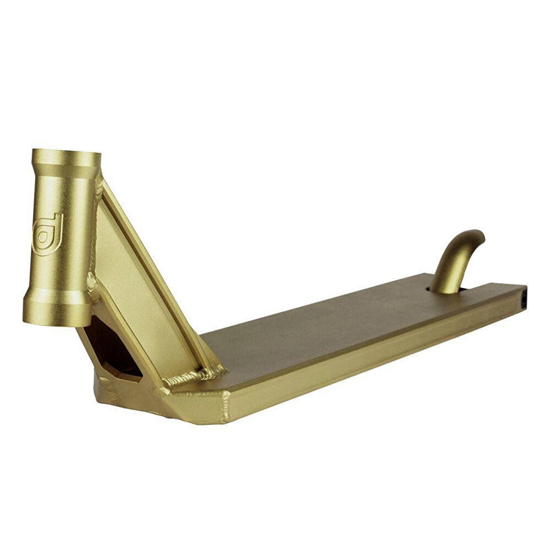 2000x2000.fit_.District-HT-Series-Signature-Scooter-Deck-Cam-Ward-2