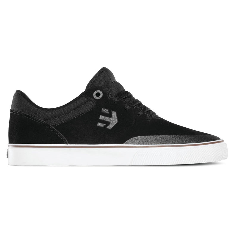 Marana_Vulc_Black_White_Gum