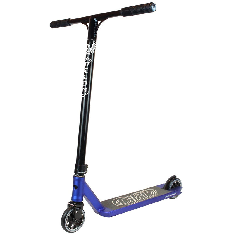 917508_pilot_blue_angle